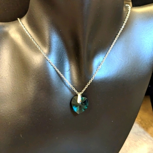 Swarovski Jewelry - Swarovski Crystal Elements Silver Tone Green‎ Heart Necklace